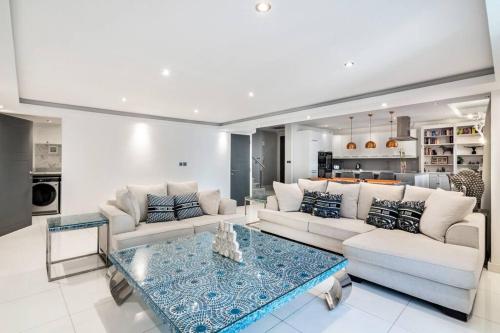 Lap of Luxury 3BR APT at Sadaf Near Jumeirah Beach 3802, Dubái (foto 10)