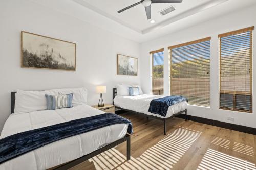 Super Mario Hideout: Desert Dream with Game Room & Pool Slide Super Mario Hideout: Desert Dream with Game Room & Pool Slide