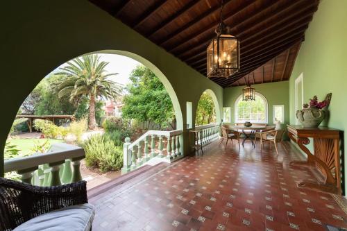  Amplia Villa de lujo con piscina climatizada in Las Palmas de Gran Canaria
