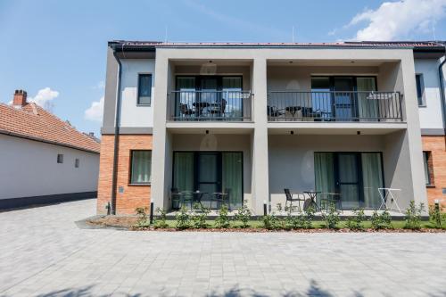 Gyulai Várpark Apartman 2 (Gyulai Varpark Apartman 2) in Gyula