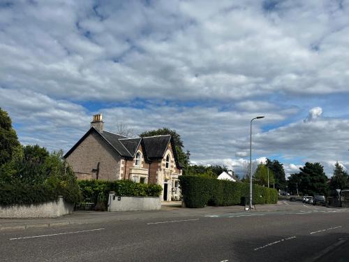 Beinn Mhor Lodge, 63 Culduthel Road 4
