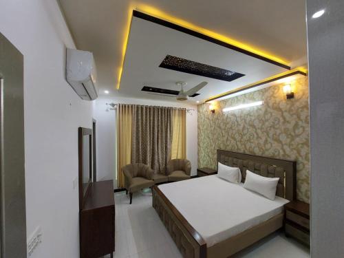 Guest House near islamabad airport - image 24