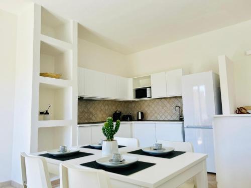 Kitchen, Sunshine Apartment - Appartamento Vicino al Mare, Cagliari, Sardinia in Elia