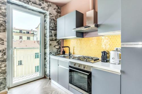 Three-Bedroom Apartment image 9