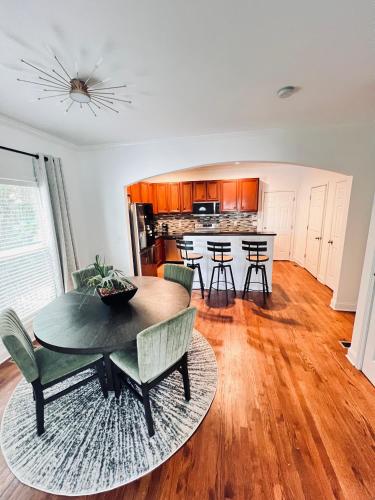 Kitchen, Modern Downtown ATL Retreat in Browns Mill Park
