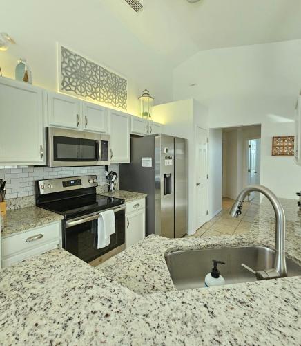 Southern Dunes South Facing Pool Villa in Haines City, USA