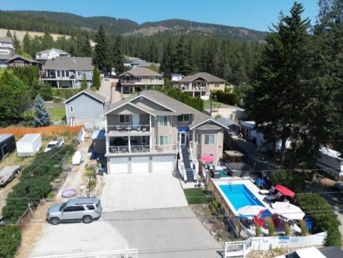 Salish B&B and Spa - Okanagan Lake