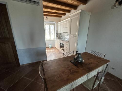 virtuve, Nel Caruggio - B&B in Mornese