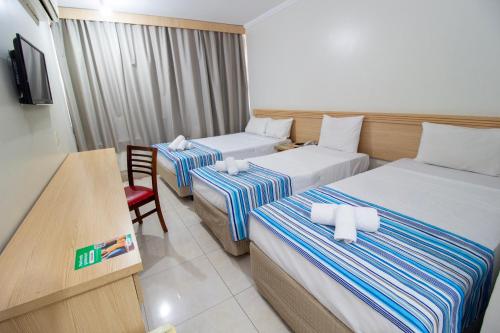 Executive Triple Room image 6