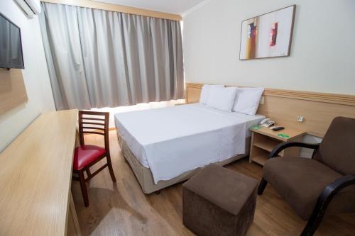 Superior Double Room image 3
