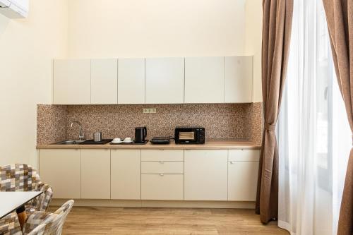 Marbles Residence - image 3