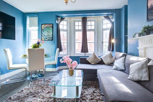 1 Bedroom & Livingroom Apartment Oxford Street In Central London