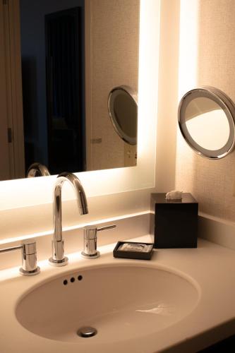 Hyatt Regency Wichita - image 21