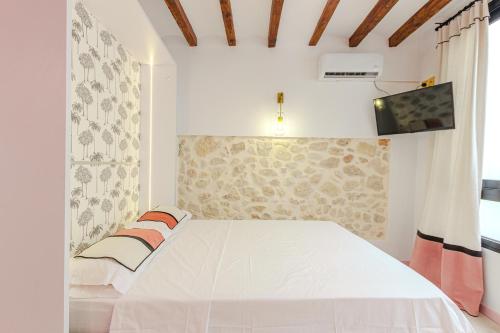 Glamorous pink studio in city center 3