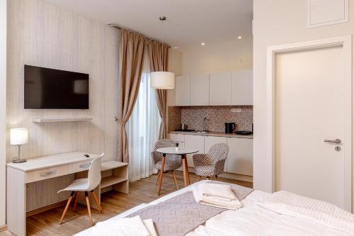 Marbles Residence - image 13