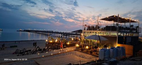 Apartamentai šalia baseino (Apartamentai salia baseino) in 帕蘭加