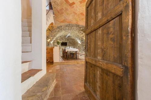 Casa Torre Cruilles Big, Stylish, Modernized 'Castle' Prime Costa Brava with AC in Monells