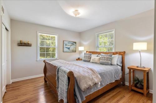 5BR Woodland Retreat Kayak Fish Pond Rest in North Augusta, USA