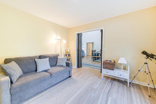 Screened Deck and Dock Waterfront Lake Anna Home! Screened Deck and Dock Waterfront Lake Anna Home!