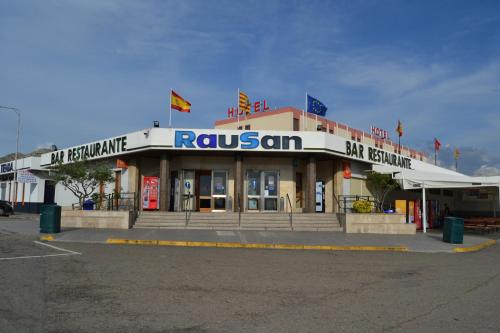 Hotel Rausan, Alfajarín bei Puebla de Alfindén