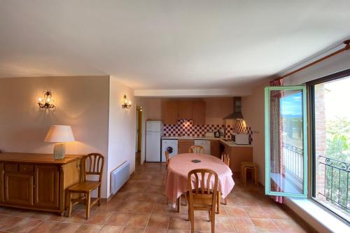 04B3 Beautiful T3 in the heart of lavender - pool in Valensole