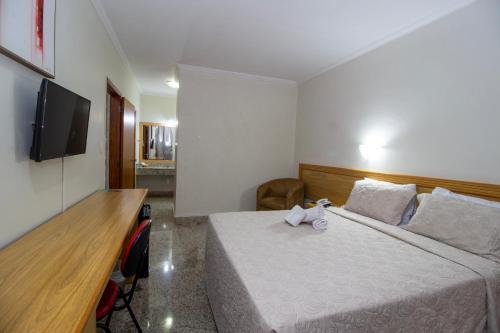 Executive Suite image 4