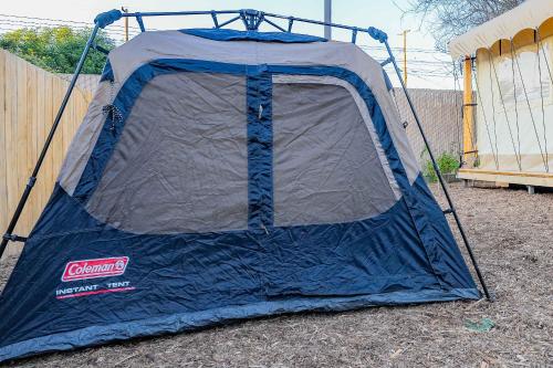 Urban Oasis Luxe Glamping with King Bed & BBQ in San Dimas (CA)