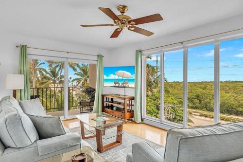 Updated Unit with Beautiful Florida Bay Sunsets condo in Islamorada, USA