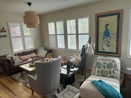 Perfect family reunion or multigenerational home in Erie, USA