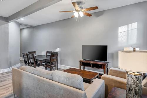 Beautiful Unit in Shaw Community -4228b in Tower Grove, USA