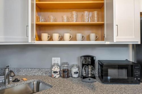 Beautiful Unit in Shaw Community -4228b in Tower Grove, USA