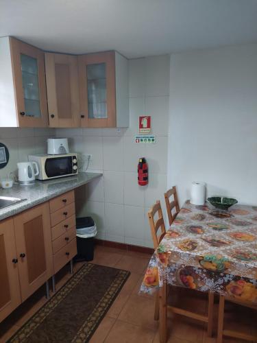 ห้องครัว, SERRADO Da EIRA in ลาเชสดาสฟลอเรส