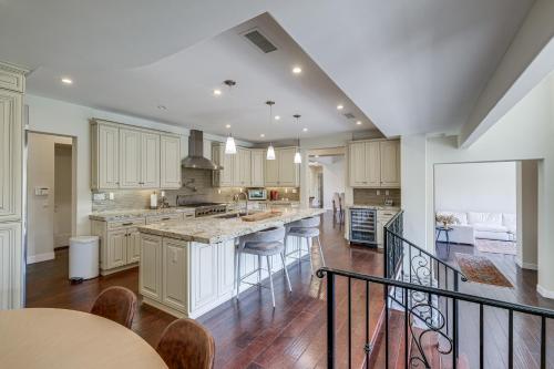 Luxury Rancho Santa Fe Villa in Del Mar with Pool! in Del Mar, USA