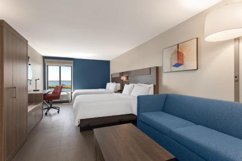 Holiday Inn Express Hotel & Suites Tampa-Rocky Point Island By IHG in Pelican Island