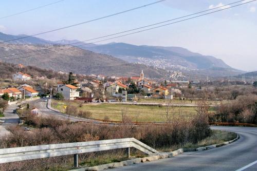 Tuvākā izklaides vieta, Apartments with parking space Krasica, Rijeka - 23488 in Krasica