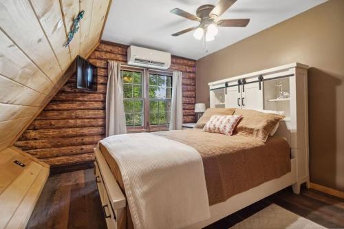 Cabin Life, Saratoga Springs in Saratoga Springs, USA