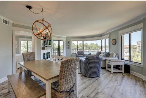 Facilities, Yacht Club 7548 near Museum Of Hilton Head Island