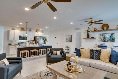 Beautiful Port St Lucie Home with Hot Tub! in Port Saint Lucie, USA