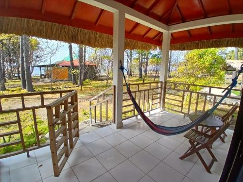 Balcony/terrace, Compass Diving Resort in Beloi