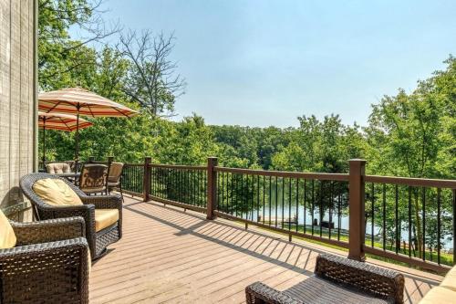Udsigt, Linden Lakefront Retreat with Kayaks in Warrenton (MO)