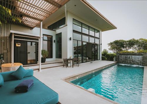 Panoramic Pool Villa with Temperature-Controlled Pool image 10