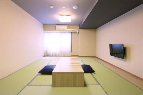 Standard Japanese-Style-Room 18 square meters No View - Shared Bathroom - Non-Smoking