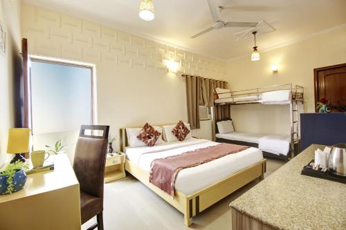 room detail thumbnail 0