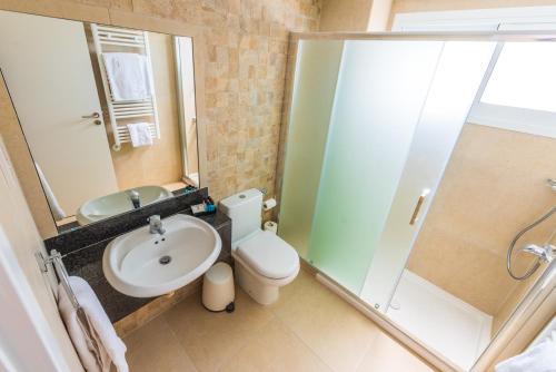 Chrielka Hotel - image 14