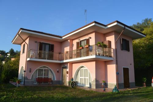  Apartment Rosa, Pension in Castelnuovo