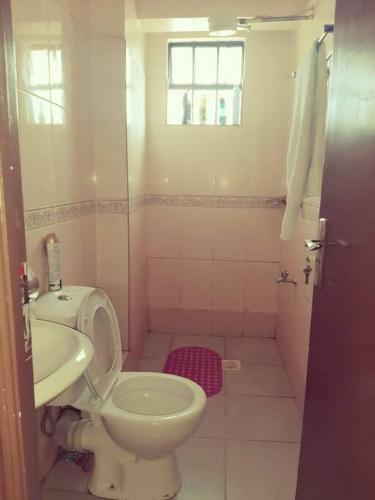 One-Bedroom Apartment image 10