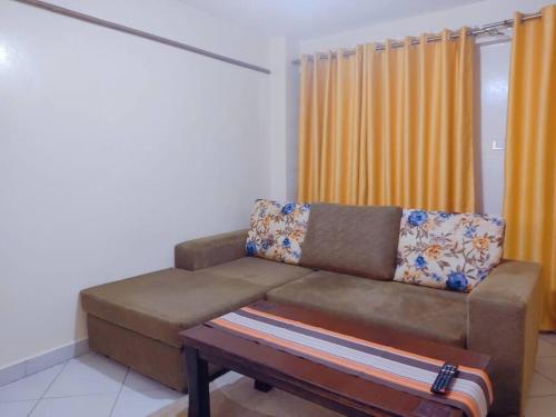 One-Bedroom Apartment image 4