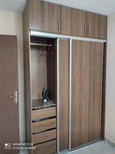 One-Bedroom Apartment image 3