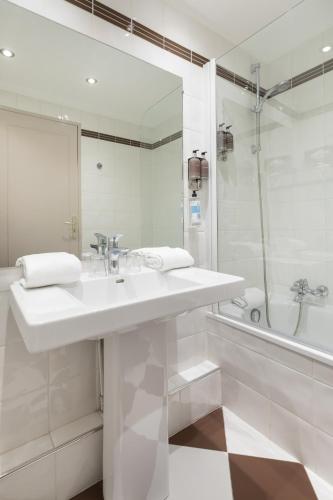 Hôtel Charlemagne - image 14