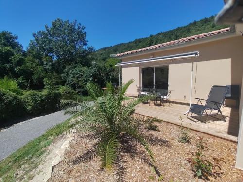 gite Le Jardin de Pierrot 14per 26400 Montclar Sur Gervanne in Montclar-Sur-Gervanne